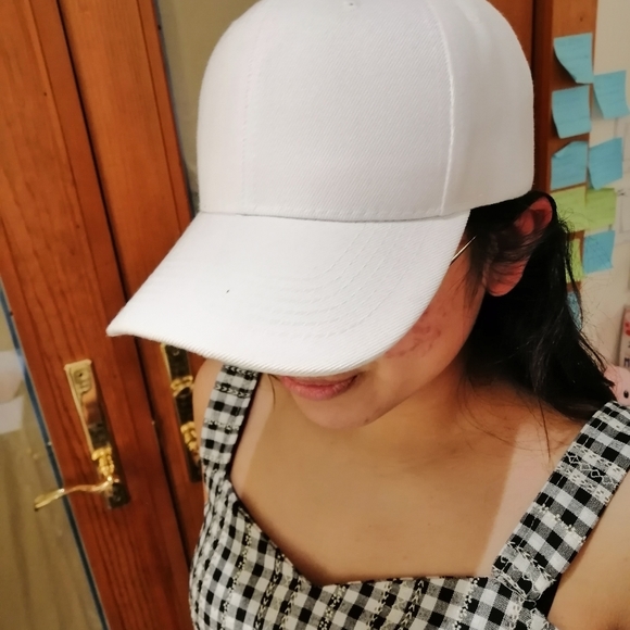 White Hat - Picture 7 of 7